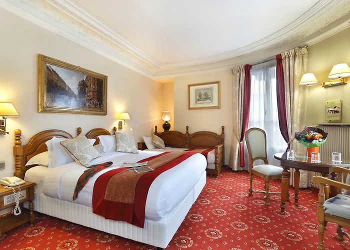The Originals City Hotel Paix Republique Parigi